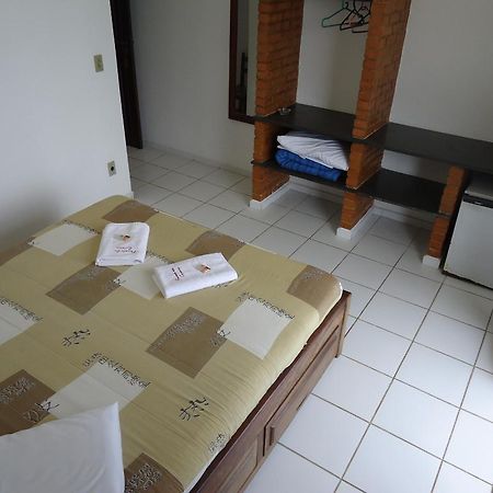 Pousada Dos Corsarios De Angra Praia Grande  Esterno foto